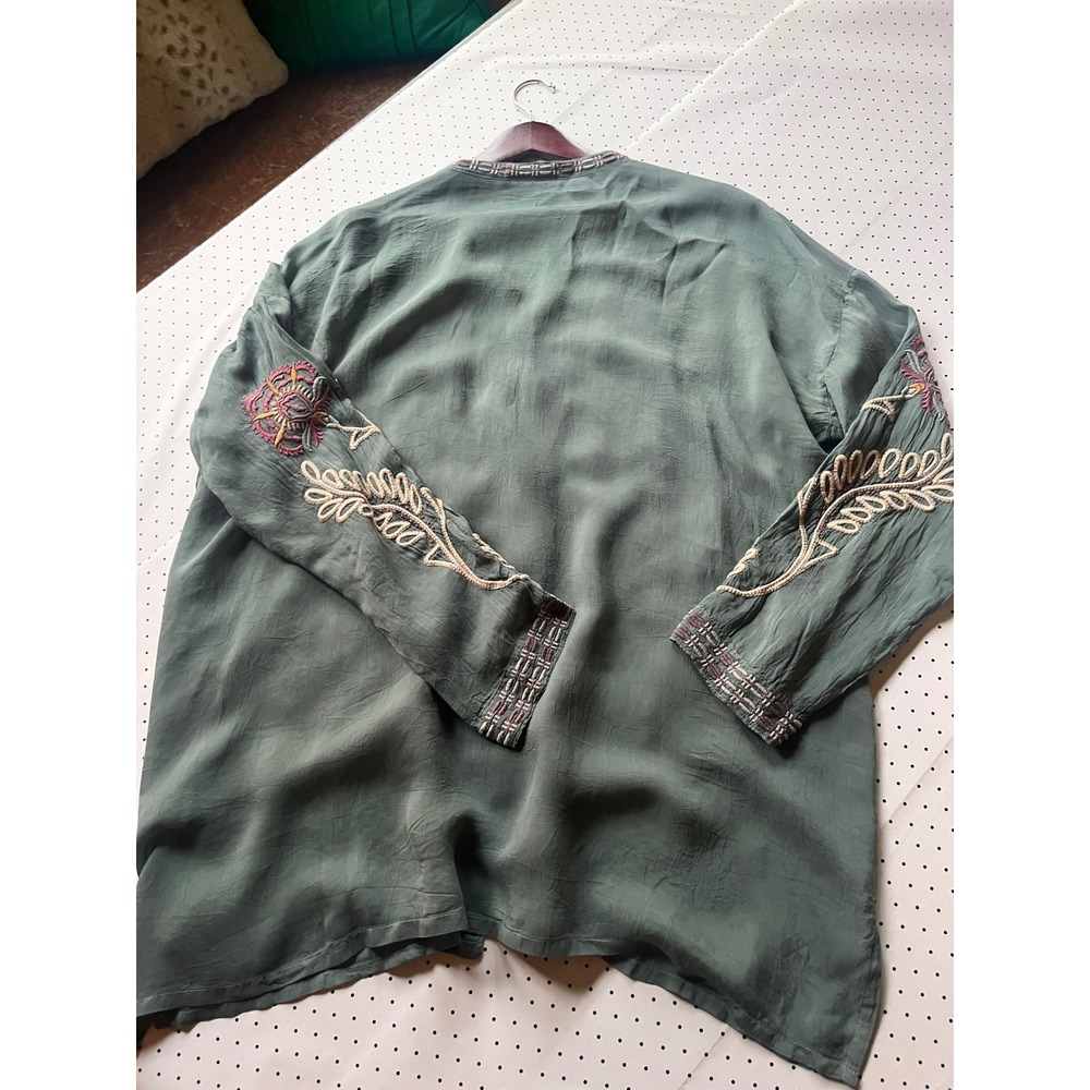 Johnny Was Syn Jenny Kas Embroidered Tunic Top XL Sage Green Boho Floral C34818 - Picture 9 of 9